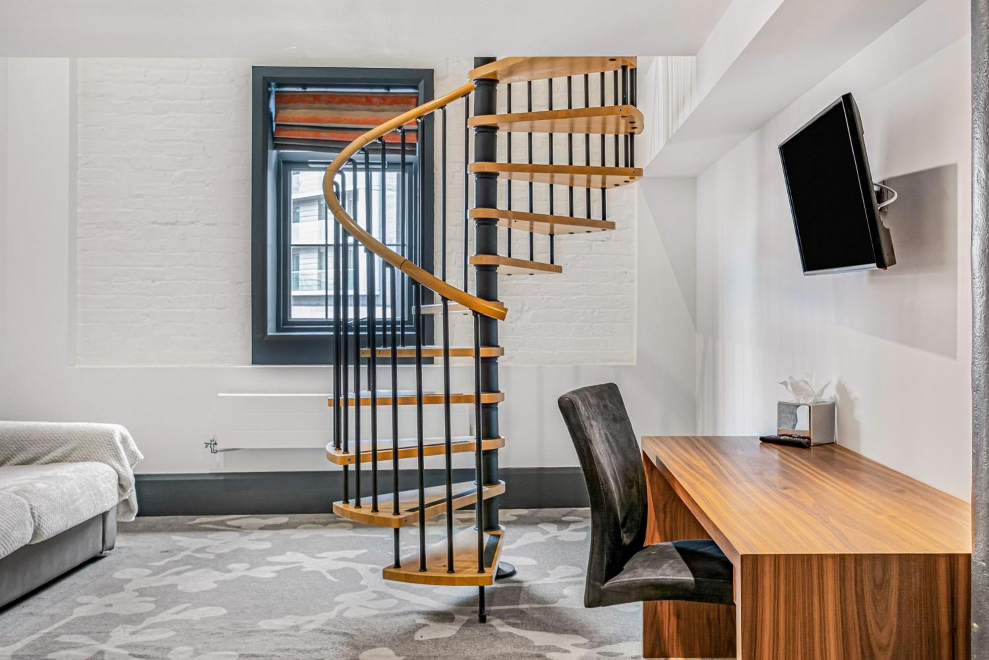 Large Double Room Mezzanine Room