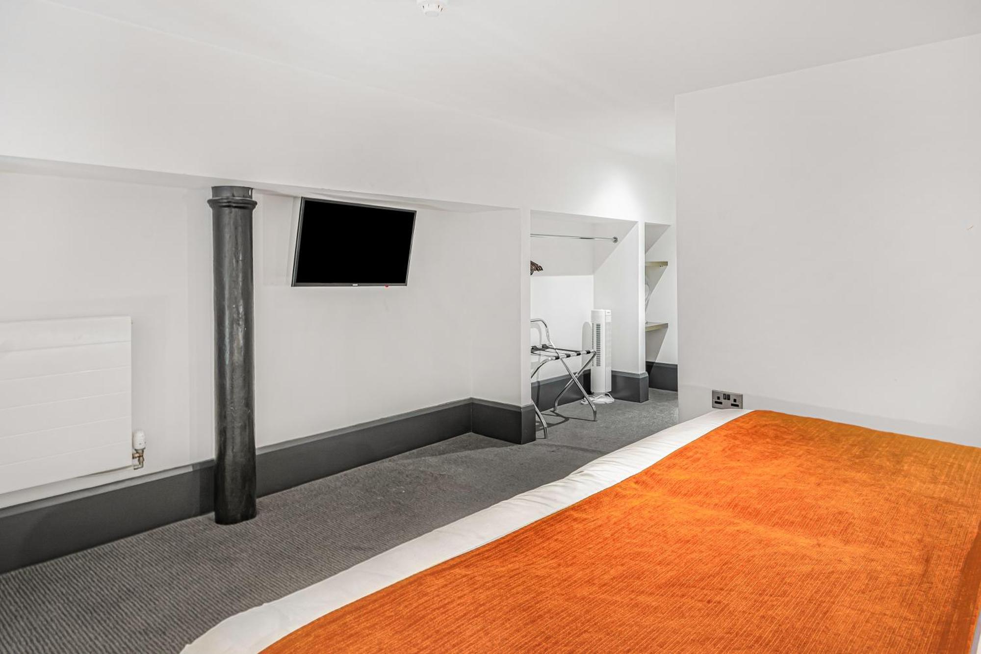 Large Double Room Mezzanine Room