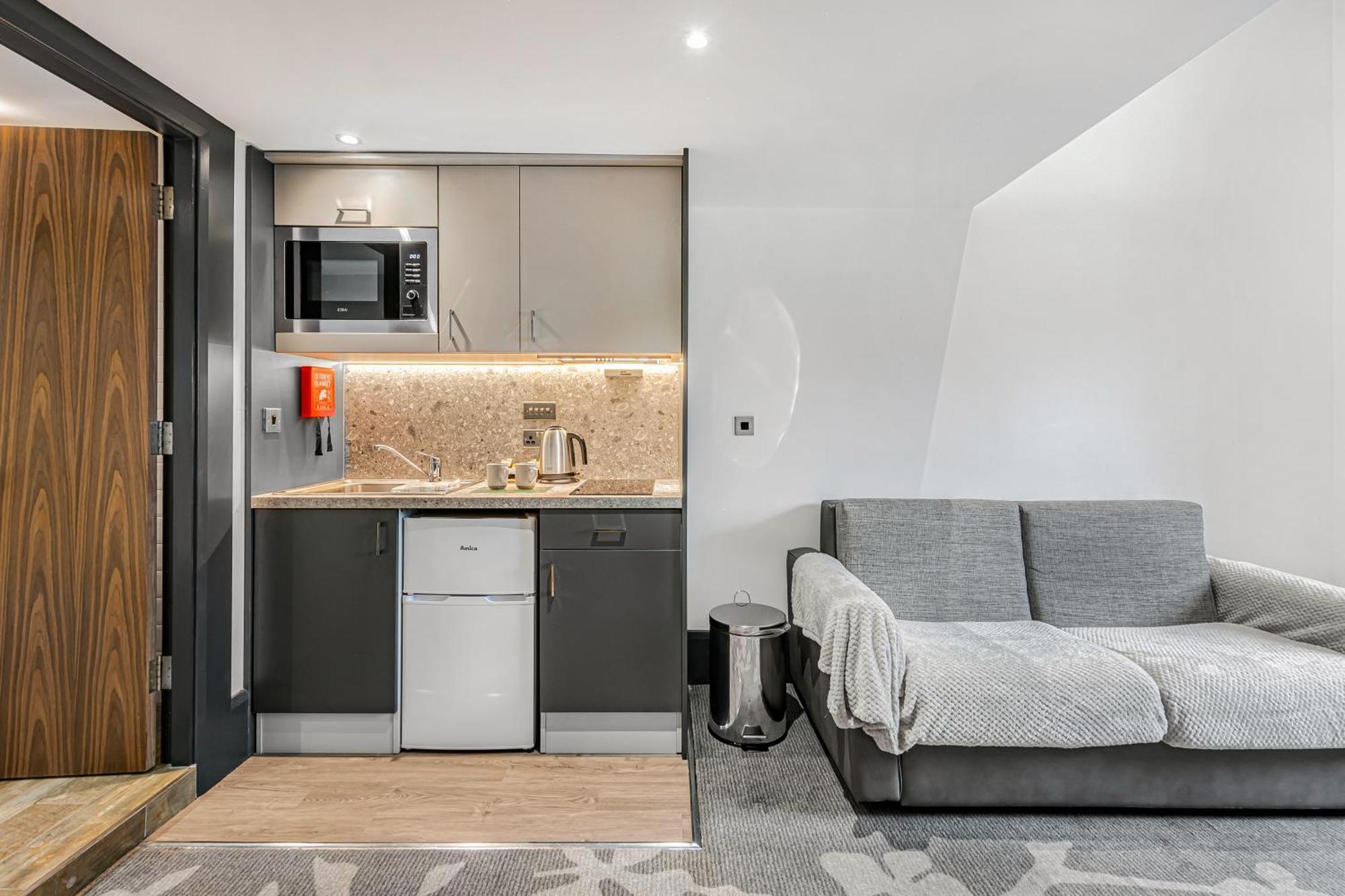 Large Double Room Mezzanine Room