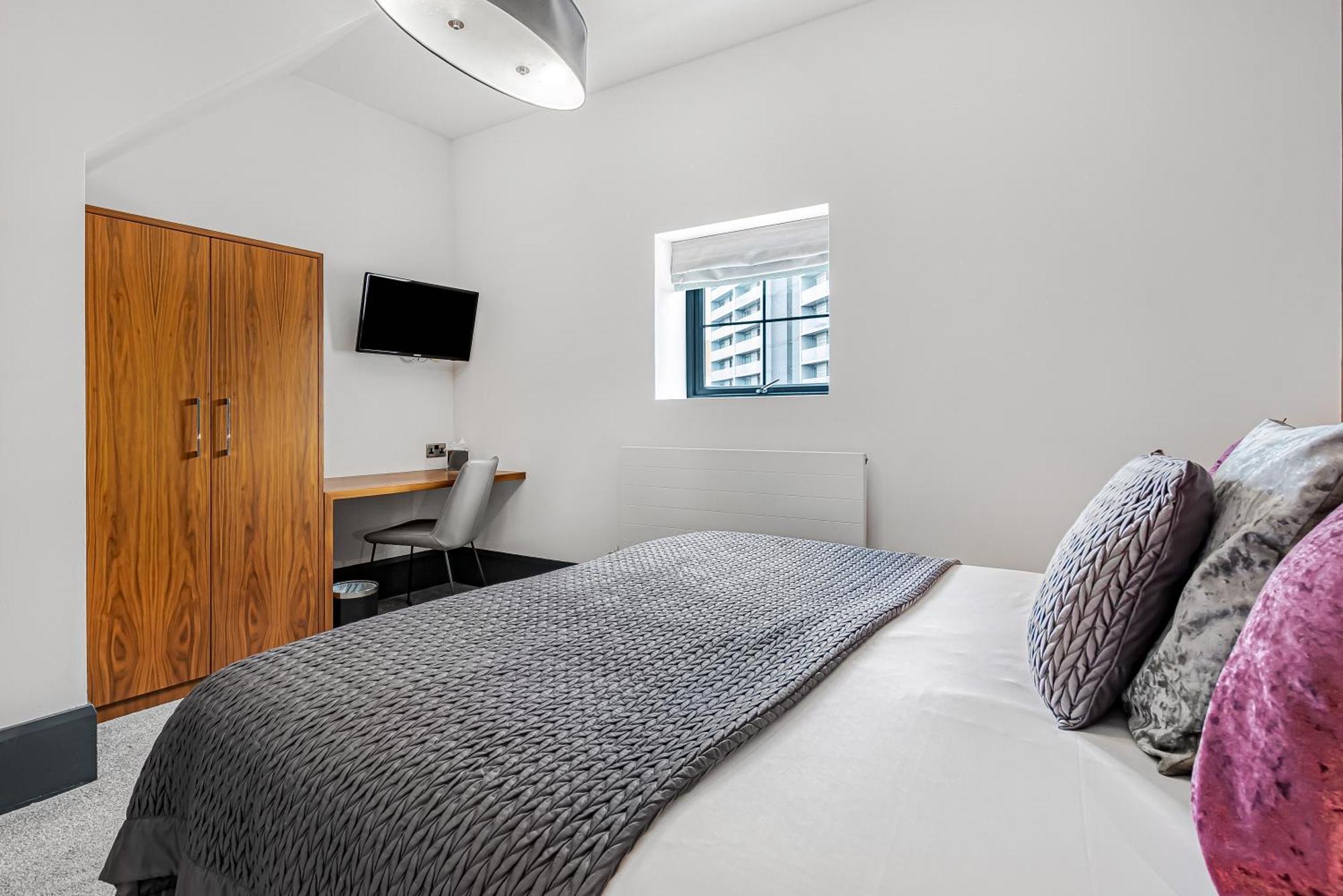 Executive Double Room Apartment Non-Smoking