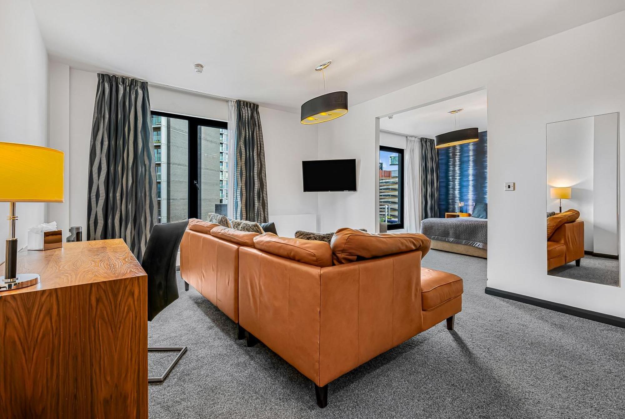 Deluxe Suite