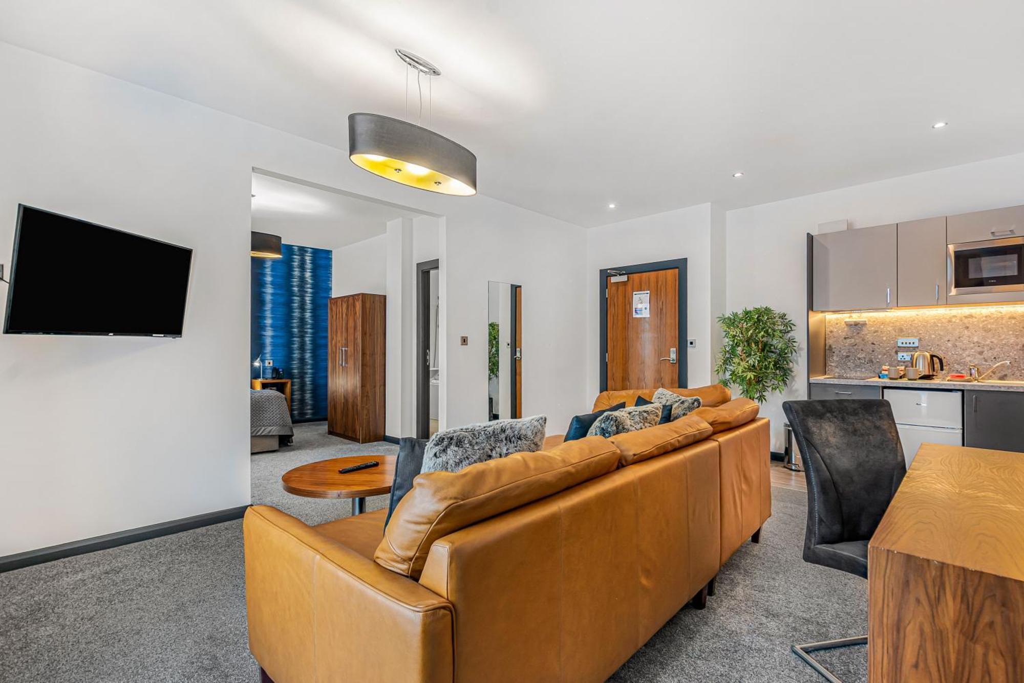 Deluxe Suite